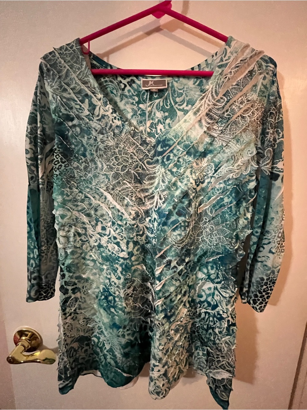JM collection medium ruffle print top